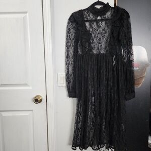 Black lace dress